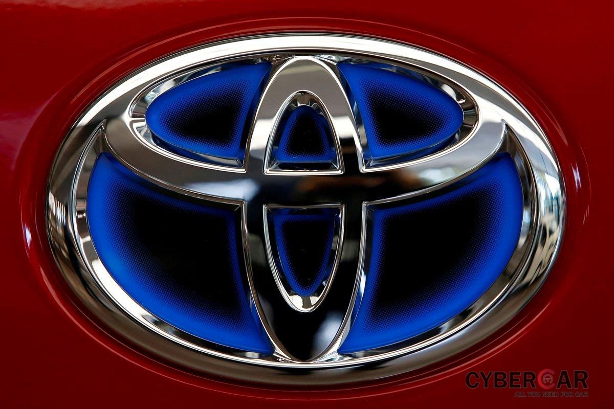 Toyota Việt Nam thường xuyên nắm vị trí đầu tàu ghi nhận doanh số giảm gần 30% so với tháng 6.