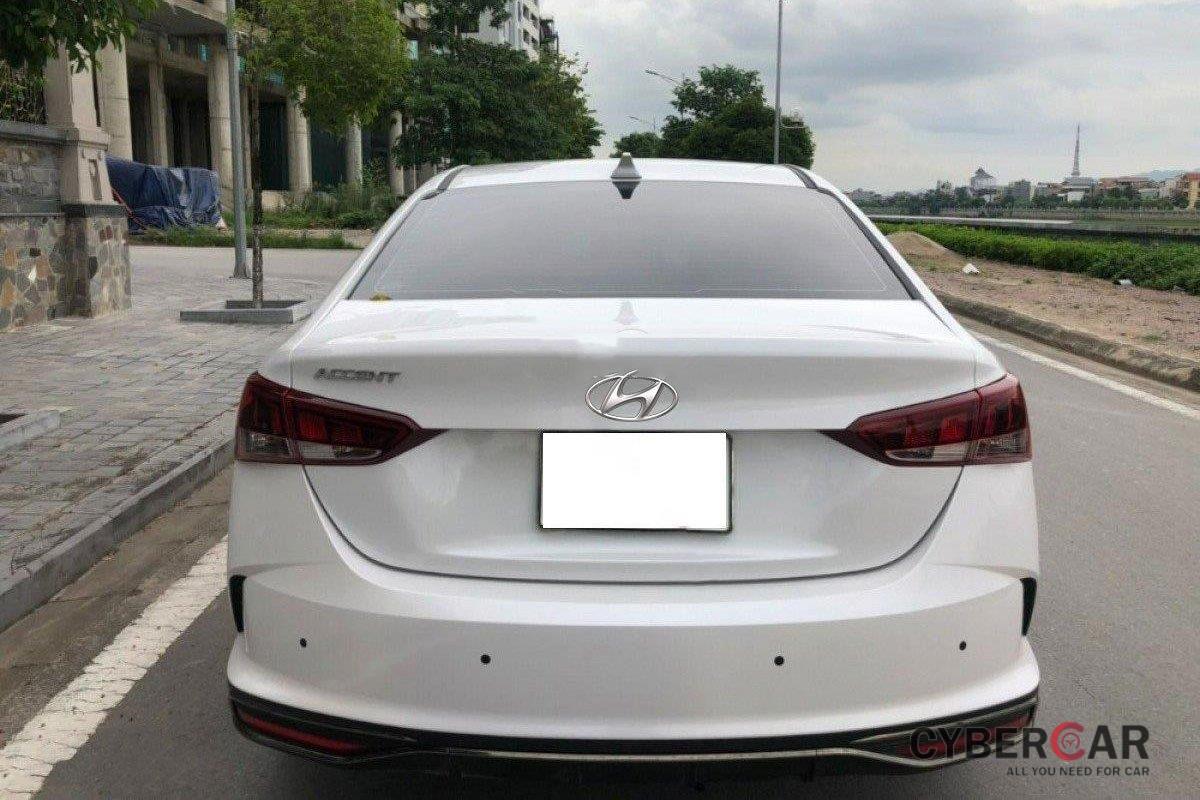 Hyundai Accent 2021 chạy 5.000km bán lại lỗ nguyên tiền đăng ký a2